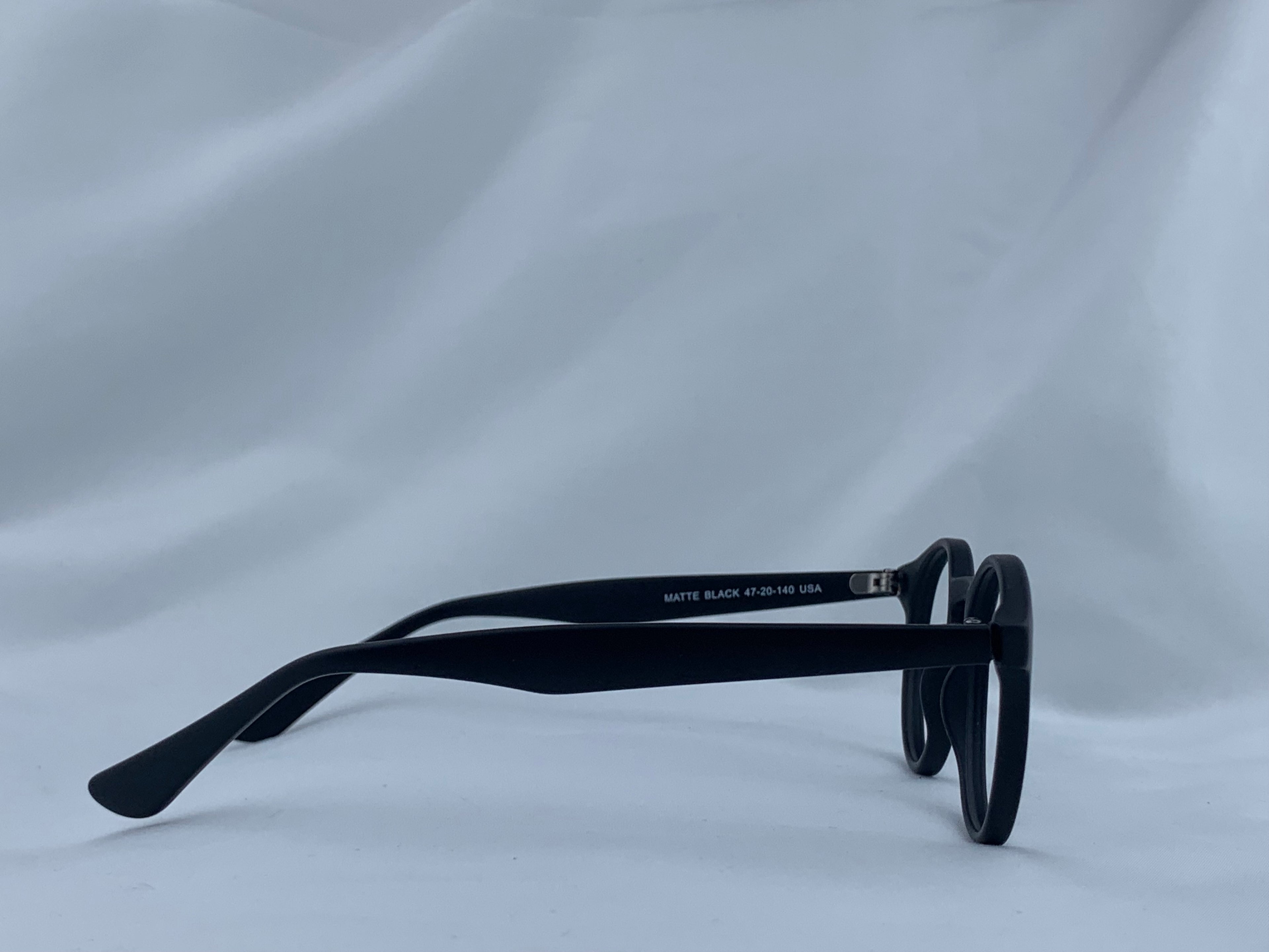 Felix In Black Matte Acetate: Unisex  Oval Fits Medium Size Faces 47-20-140