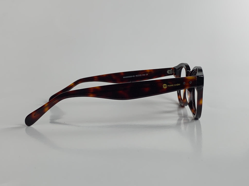 David In Burnt Tortoise:  Fits Medium Size Faces