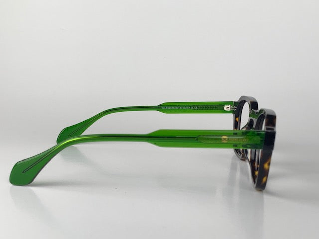 Casius In Coffee Bean Tortoise With Green Temples: Unisex Square Fits Medium To Wide Faces
