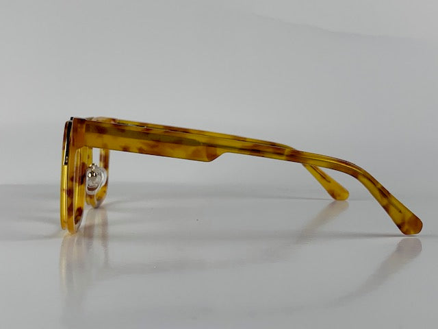 Abel In Banana Tortoise: Unisex Square Fits Medium To Wide Faces (100593)